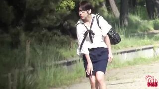 DLFF-054 04 Double view outdoor peeing voyeur. Girls urinating in standing position!