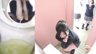 DLSL-131 03 Mischievous peeing voyeur - school girl’s toilet overflowed with piss!