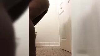 No face poop