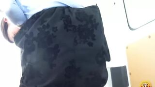 DLEE-592 01 Talk to the girls in the city, bring them to the car and film their farts VOL. 2