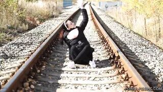 Annie - Rail Track (011)