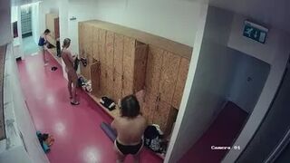 Locker_room_078