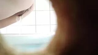 Nice view to a topshaved slim lady