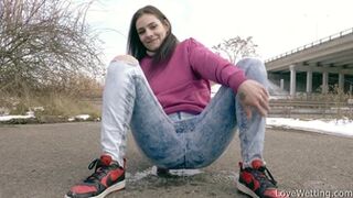 Alexa Throat - Wetting Scene