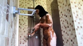 BrewerRada - Washing off after shit session