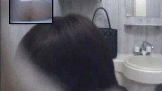 Roppongi Girls Toilet 1st Part