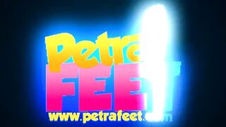 Petra facesitting