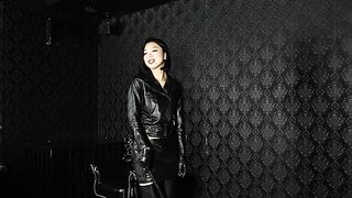 Mistress Ruiko Whipping – Target Game (Mistress-Only View)