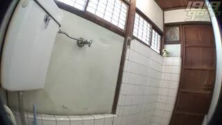 Japanese Spring Toilet Hidden Cam